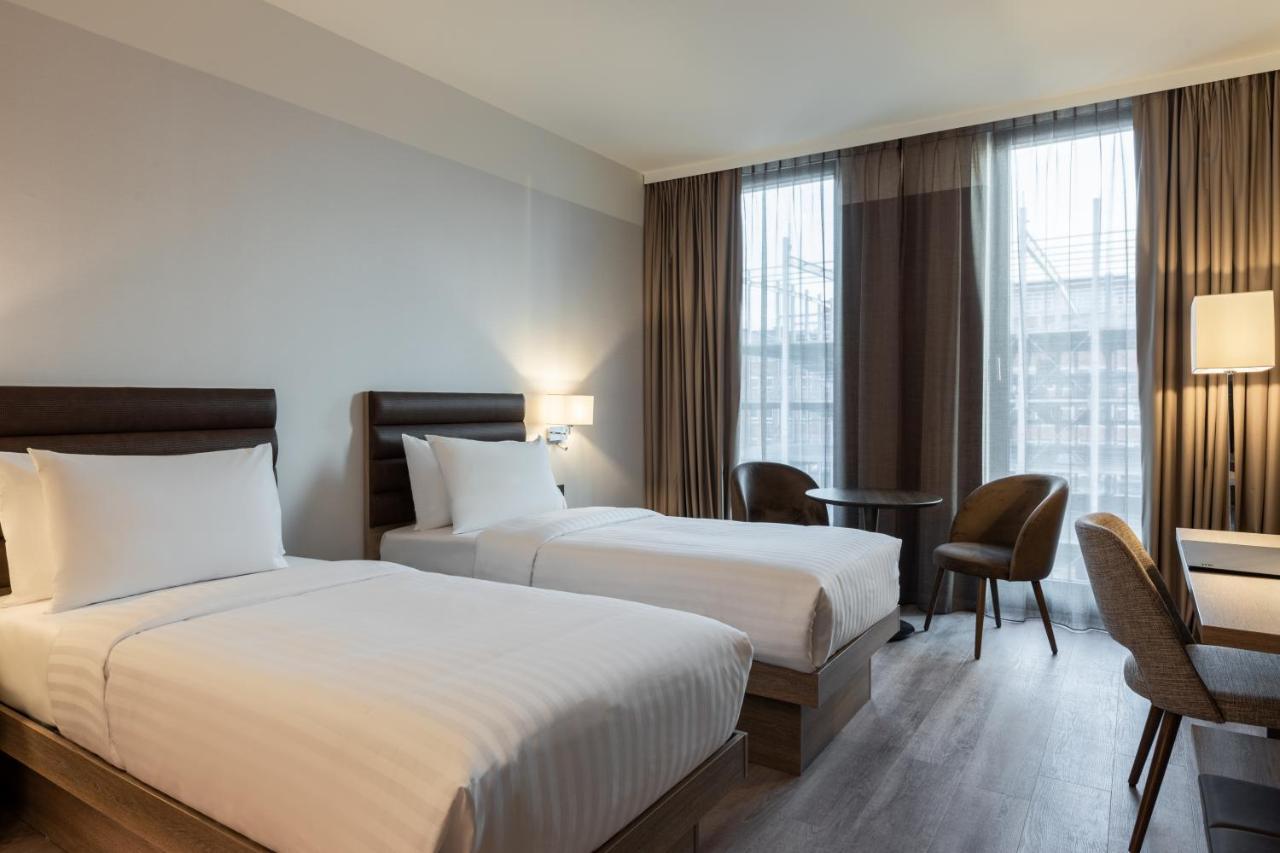 Twin Room,1413441749:JPEG